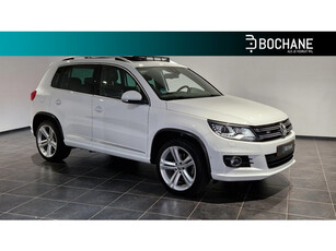 Volkswagen Tiguan 1.4 TSI R-Line Edition | Navigatie | Stoelverwarming | Panoramadak | Trekhaak |