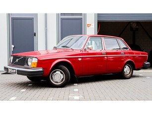 Volvo 244 2.1 DL Automaat LPG ZEER NETJES