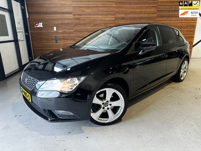 Seat Leon 1.2 TSI Style | Cruise Control | Climatronic | NAVI | Bluetooth | NAVI | Historie aanwezig |