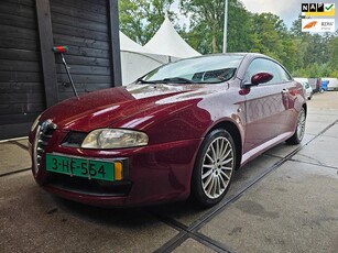 Alfa Romeo GT 2.0 JTS Distinctive LEER/airco/CRUISE