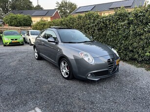 Alfa Romeo MiTo 1.4 Distinctive Panoramadak Xenon