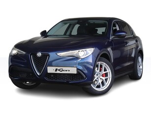 Alfa Romeo Stelvio 2.0 T AWD 280 pk Q4 AWD Super Pano