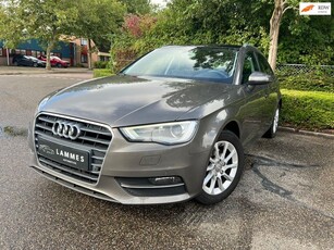 Audi A3 Sportback 1.4 TFSI Attraction Panoramadak Cruise