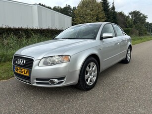 Audi A4 Limousine 2.0 Pro Line / AUTOMAAT / AIRCO ECC