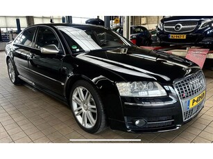 Audi A8 5.2 S8 (bj 2006, automaat)