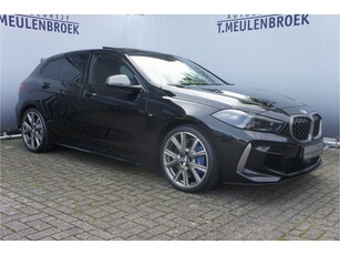 BMW 1-serie M135i xDrive High Executive Panoramadak, Head up