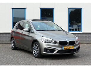 BMW 2-serie Active Tourer 220i Panorama Headup Dealer OH