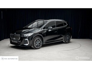 BMW 2-serie Active Tourer 225e xDrive M-Sport, leer, navi