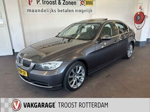 BMW 3 Serie 318i Executive | Panoramadak | Cruise control | Climate control | Stoelverwarming | Parkeersensoren | Gladen geluidsysteem