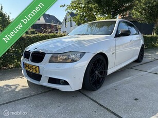 BMW 3-serie 335i Executive!!LEESTEKST!!Airco*Navi*19''