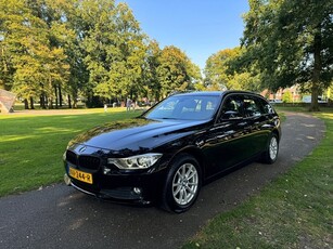 BMW 3-serie Touring 316d High Executive Navi-Xenon-Leder