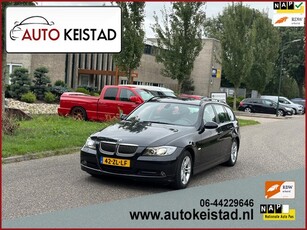 BMW 3-serie Touring 318i TOURING CLIMA/NAVIGATIE/XENON!