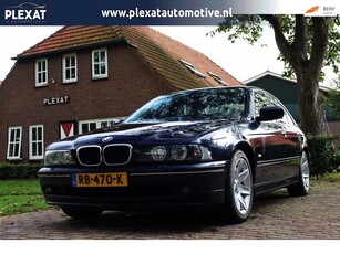 BMW 5-serie 525d Lifestyle Edition Aut. Slechts 210.000KM