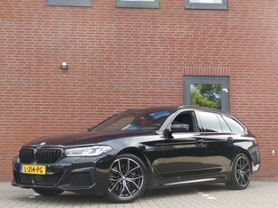 BMW 5 Serie Touring 530i M-Sport / Pano / Trekhaak / NL Auto