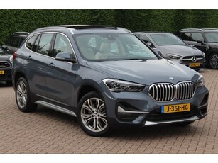 BMW X1 sDrive20i High Exe. / Panoramadak / Camera / Head-up