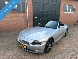 BMW Z4 Roadster 2.2i Bijna fabrieksnieuwe auto van