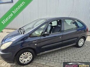 Citroen Xsara Picasso 1.8i-16V Low-Budget