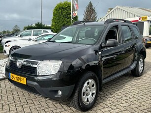 Dacia Duster 1.6 Laureate 2WD 2010 LPG-G3 Trekhaak Zwart