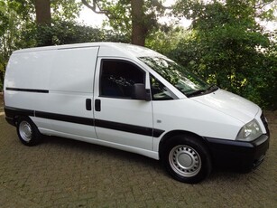 Fiat Scudo 2.0 JTD lang (bj 2004)