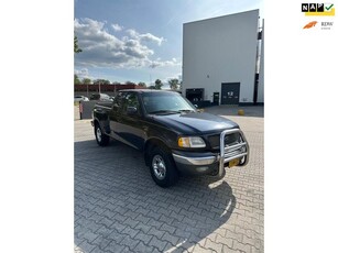 Ford F-150 LARIAT Supercab 5.4 Triton Airco Xenon