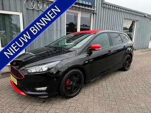 Ford FOCUS Wagon 1.0 ST-Line (bj 2017)