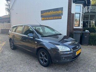 Ford Focus Wagon 1.6-16V Ambiente NW APK