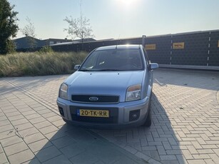 Ford Fusion 1.6-16V Futura (bj 2006, automaat)