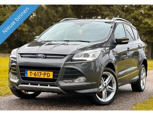 Ford Kuga 1.5 183PK Titanium 4WD AutomaatTrekhaak!!