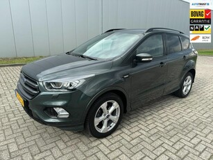 Ford Kuga 1.5 EcoBoost ST Line , trekgewicht 2000 kg.