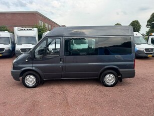 Ford Transit 300S 2.2 TDCI L1H2 Rolstoelbus