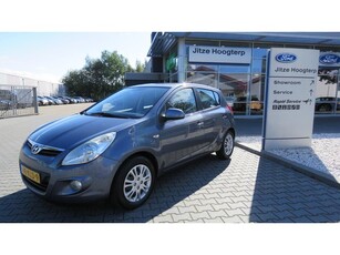 Hyundai i20 1.2i DynamicVersion 5 drs, Airco, Trekhaak