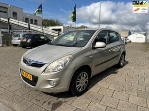 Hyundai I20 1.4i DynamicVersion airco