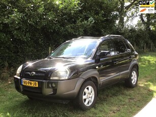 Hyundai Tucson 2.0i 4WD Style met trekhaak