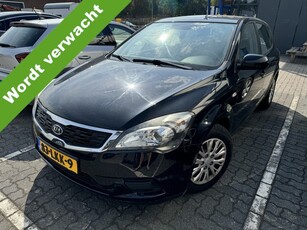 Kia cee'd 1.4 CVVT X-tra Airco/5-Drs (bj 2010)