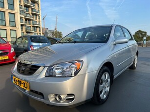 Kia Cerato 1.6-16V LX Airco Nieuwe APK 56000km NAP