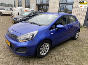 Kia RIO 1.2 CVVT ComfortLine / 1 jaar apk / boekjes / 5drs/