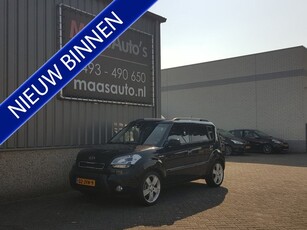 Kia Soul 1.6 X-ecutive uitvoering schuif /kanteldak