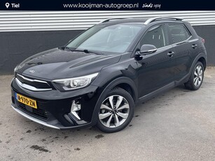 Kia Stonic 1.0 T-GDi MHEV DynamicPlusLine Automaat, Parkeer