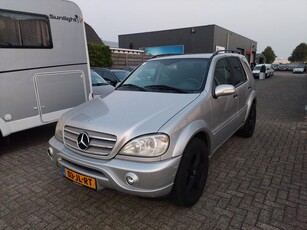 Mercedes-Benz M-Klasse 270 CDI (bj 2002, automaat)