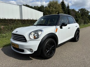 MINI Countryman 1.6 Cooper Chili / AUTOMAAT / NAVI / LEER /