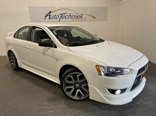 Mitsubishi Lancer Sports Sedan 1.6 *EVO 10 Ralliart Style*