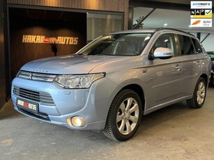 Mitsubishi Outlander 2.0 PHEV Instyle Panorama Xenon Camera Leder