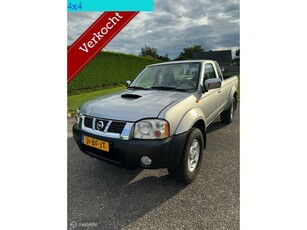 Nissan Pick-up 2.5 DTi King Cab, 4X4, AIRCO