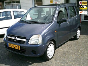 Opel Agila 1.2-16V Essentia