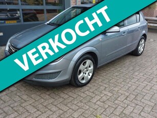 Opel Astra 1.6 Business nieuwe distriem en waterpomp