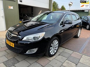 Opel Astra Sports Tourer 1.4 Cosmo Navi Cruise Airco