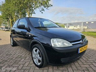 Opel Corsa 1.0-12V Comfort Nieuwe Apk