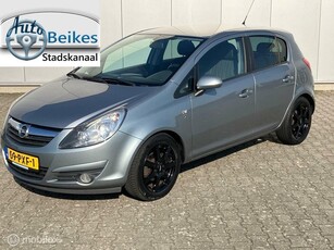 Opel Corsa 1.4-16V 111 Year Edition