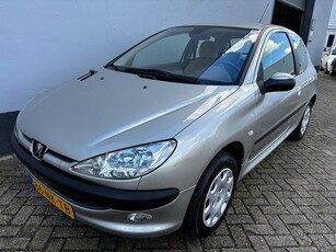 Peugeot 206 1.4 Gentry Automaat - Climate Control