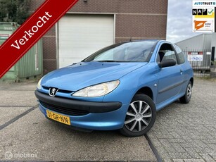 Peugeot 206 1.4 Gentry/INRUILKOOPJE/NAP/APK/